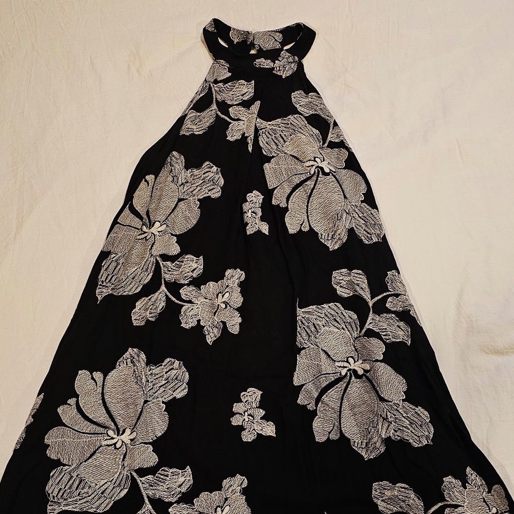Willow & Clay Embroidered Halter A-Line Shift Dress in Black & White Pattern